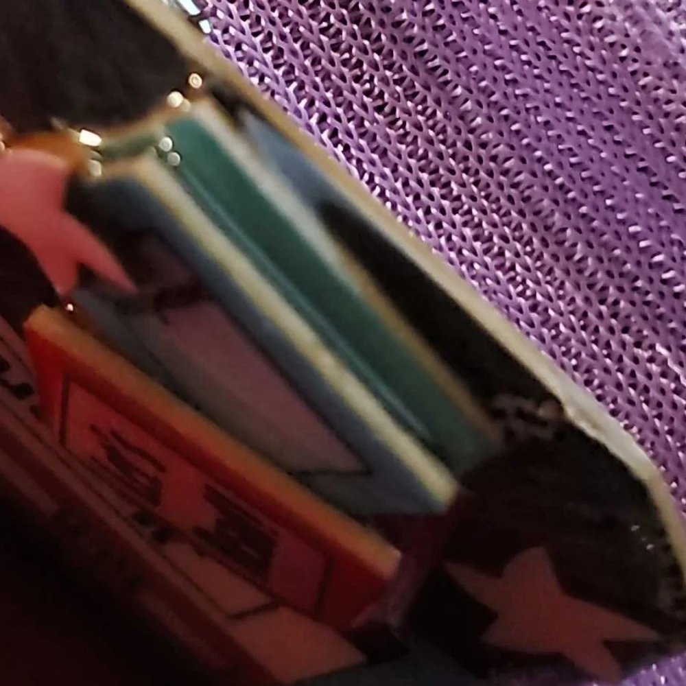 Lucinda book pins
